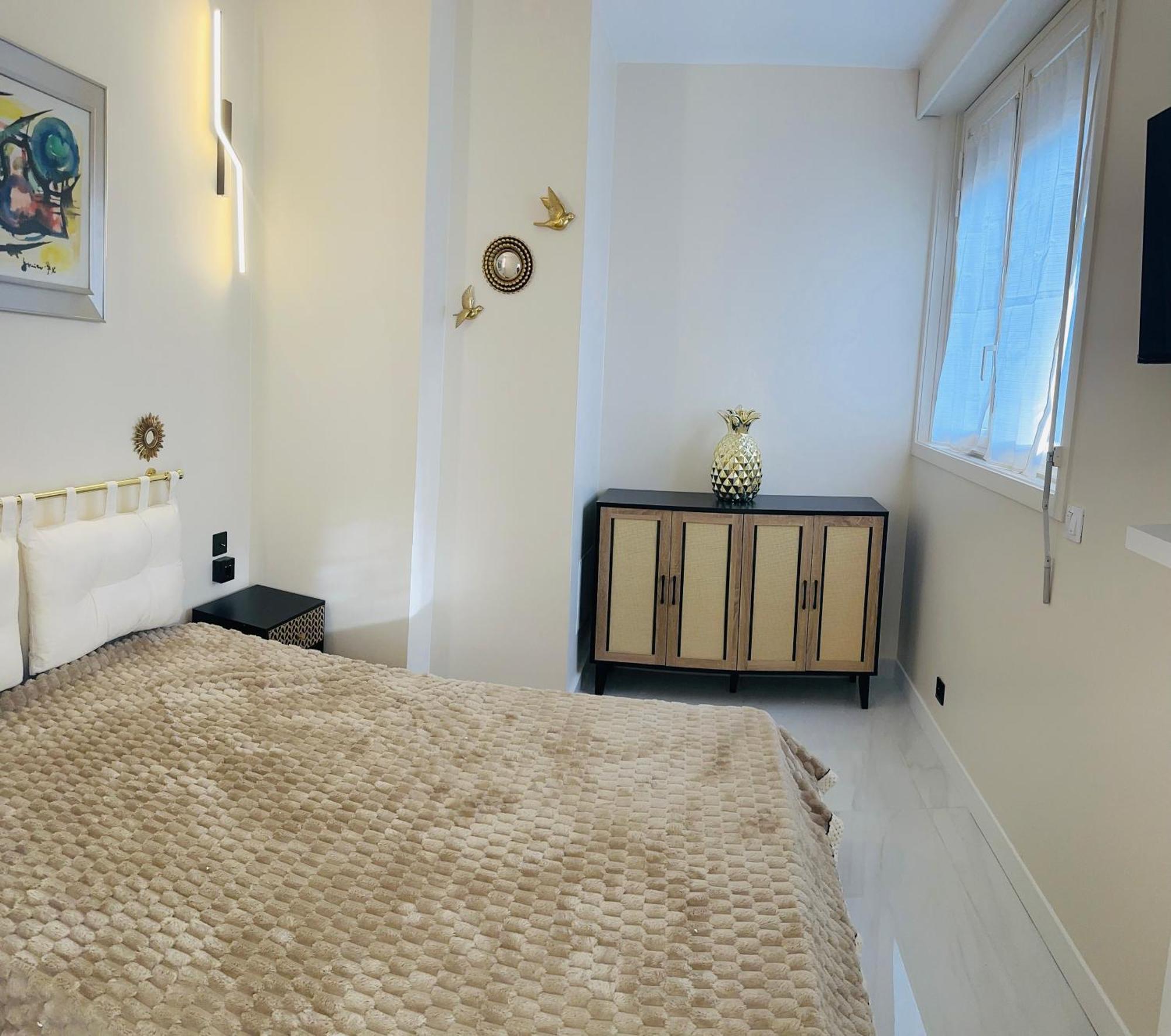 Arc De Triomphe-Carnot Luxury & Design Apartment ปารีส ภายนอก รูปภาพ